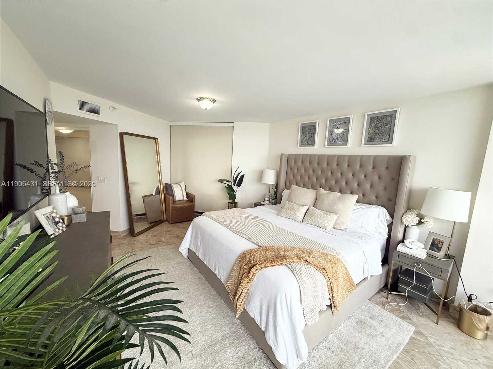 Small Image of 16711 COLLINS AVE #1502, Sunny Isles Beach Number 3