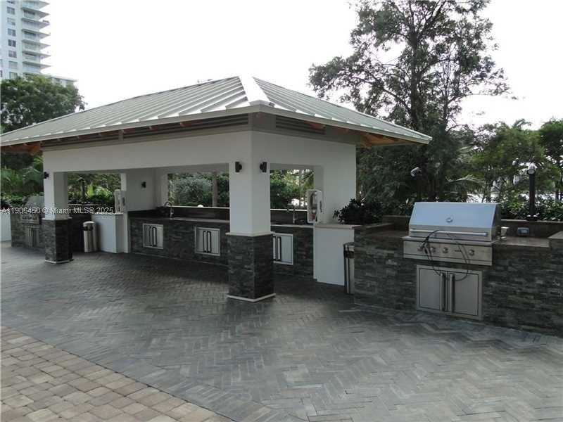 Small Image of 2801 NORTH EAST 183RD ST #1411W, Aventura Number 12