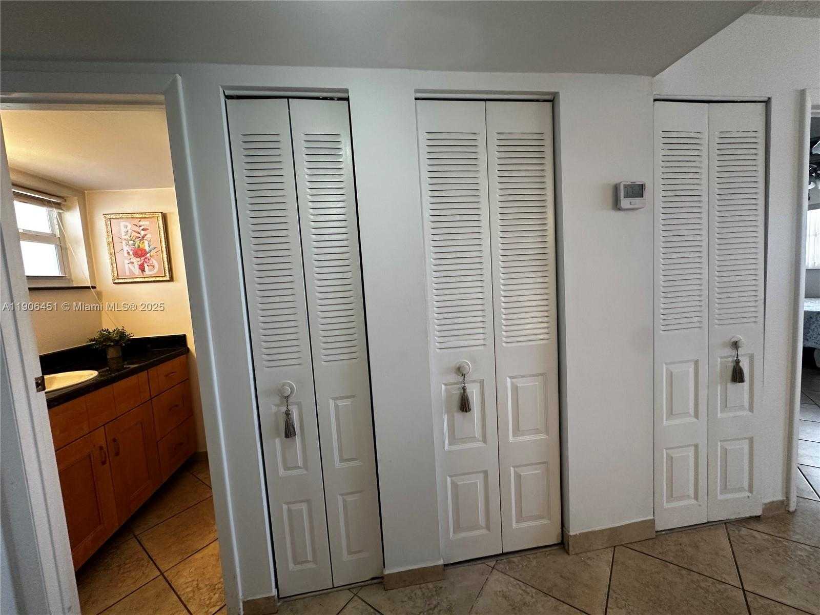 Small Image of 410 SOUTH EAST 2ND ST #308, Hallandale Beach Number 25