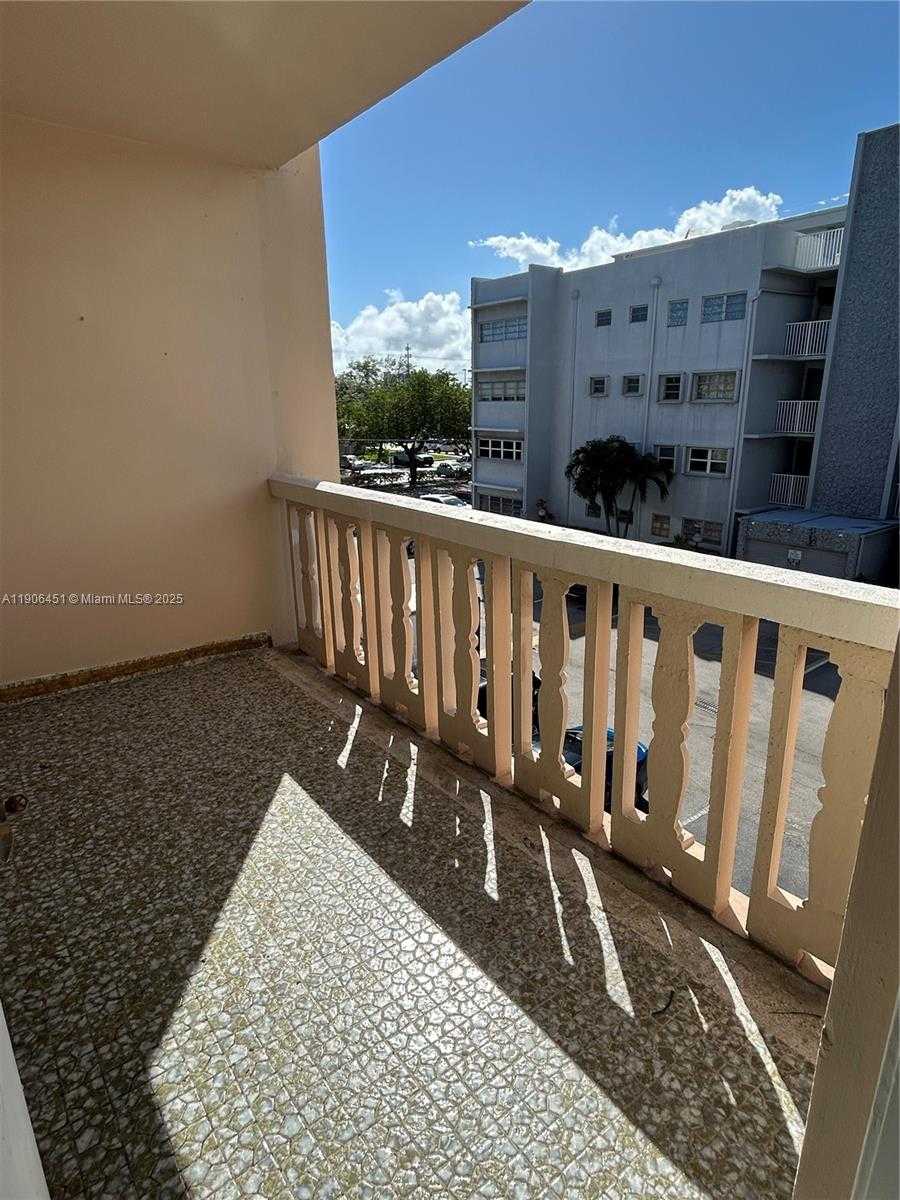 Small Image of 410 SOUTH EAST 2ND ST #308, Hallandale Beach Number 29