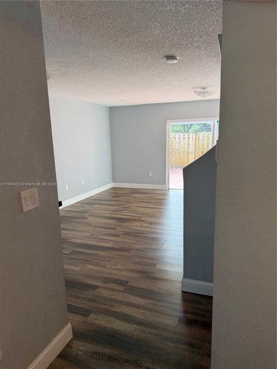 Small Image of 13914 SOUTH WEST 178TH ST #13914, Miami Number 22