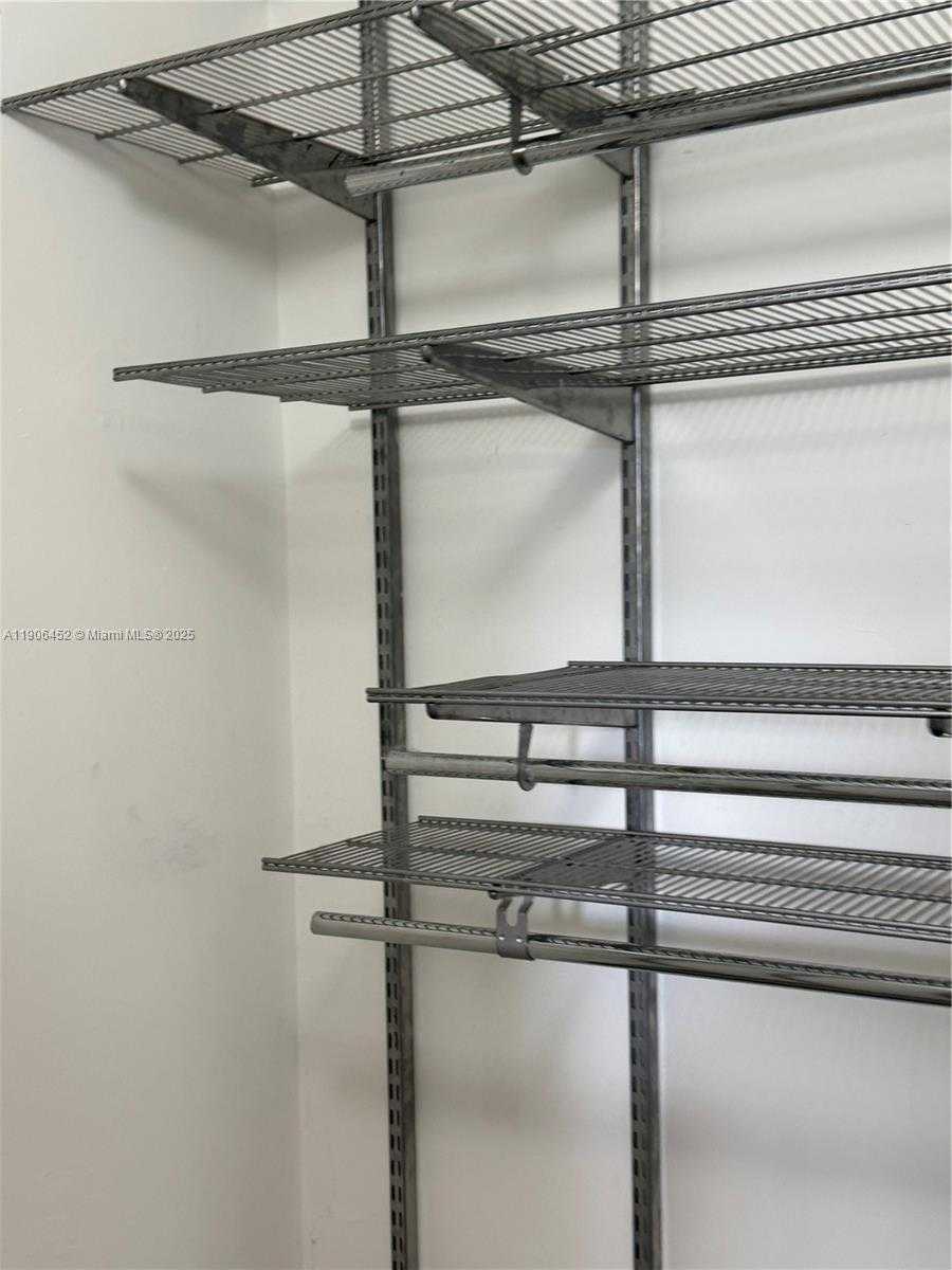 Small Image of 13914 SOUTH WEST 178TH ST #13914, Miami Number 7