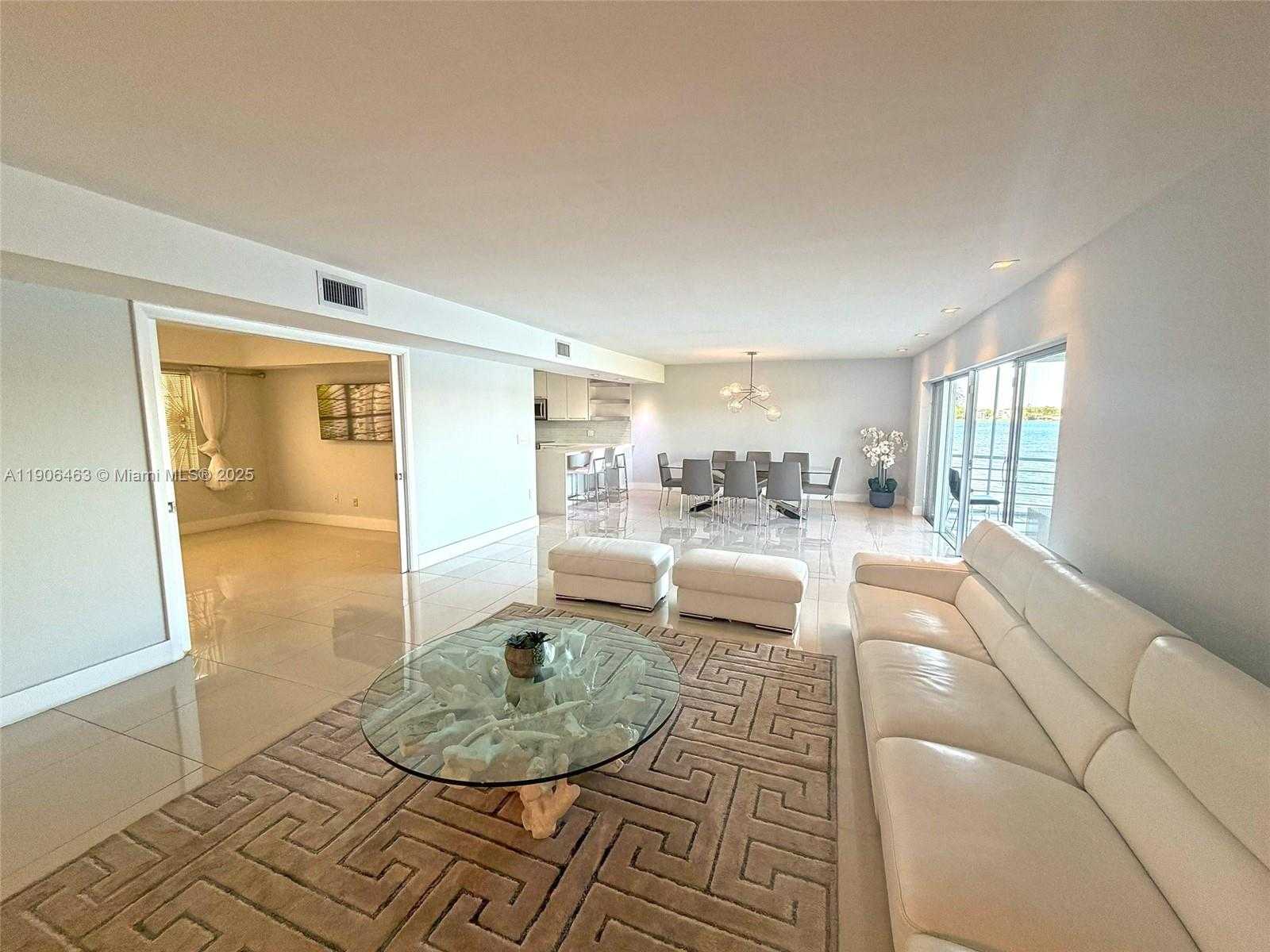 Small Image of 879 NORTH EAST 195TH ST #228, Miami Number 2