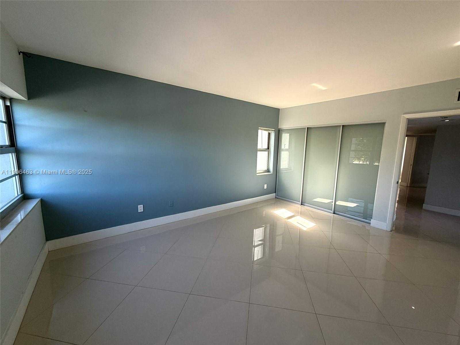 Small Image of 879 NORTH EAST 195TH ST #228, Miami Number 24
