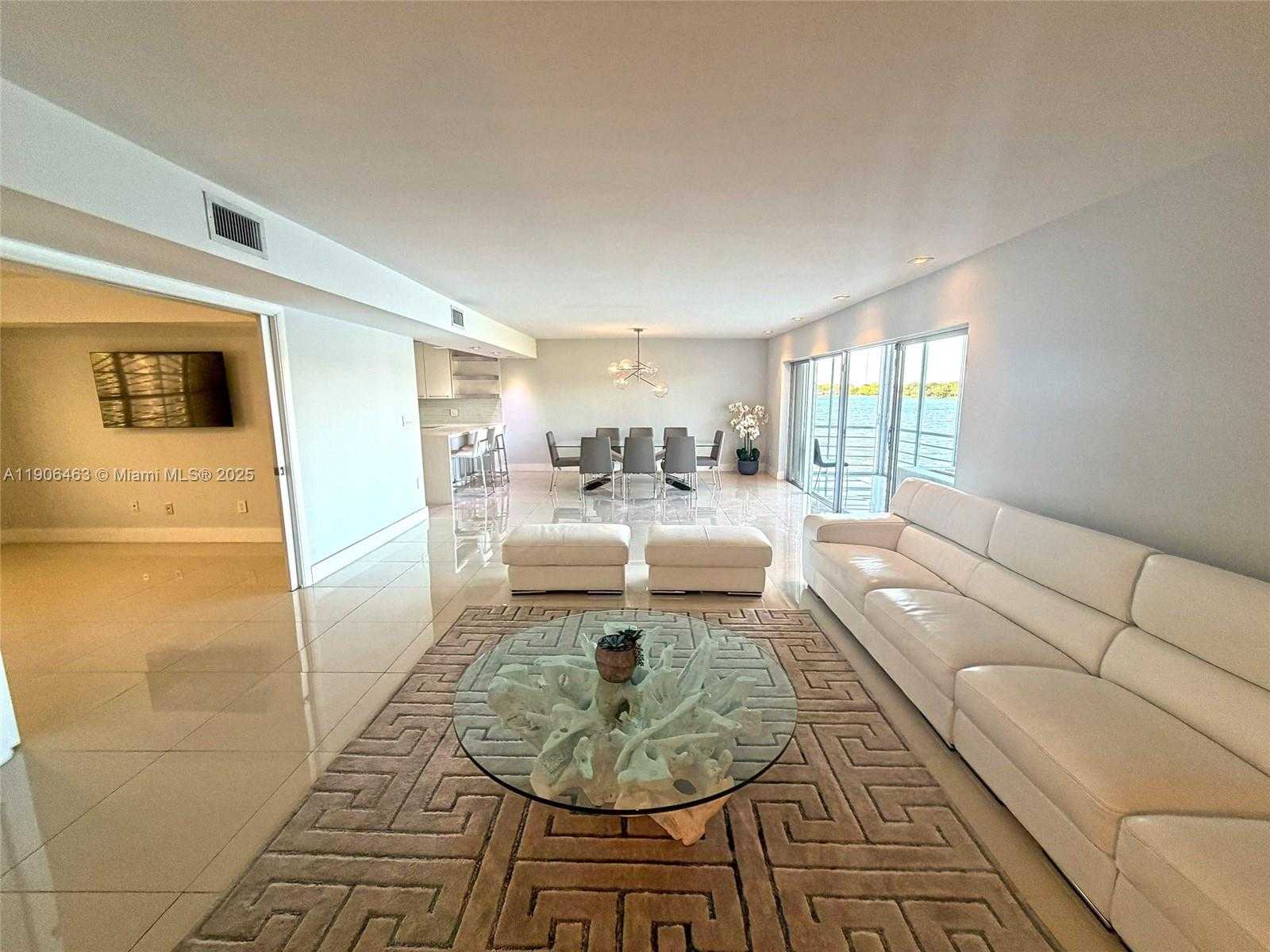 Small Image of 879 NORTH EAST 195TH ST #228, Miami Number 31