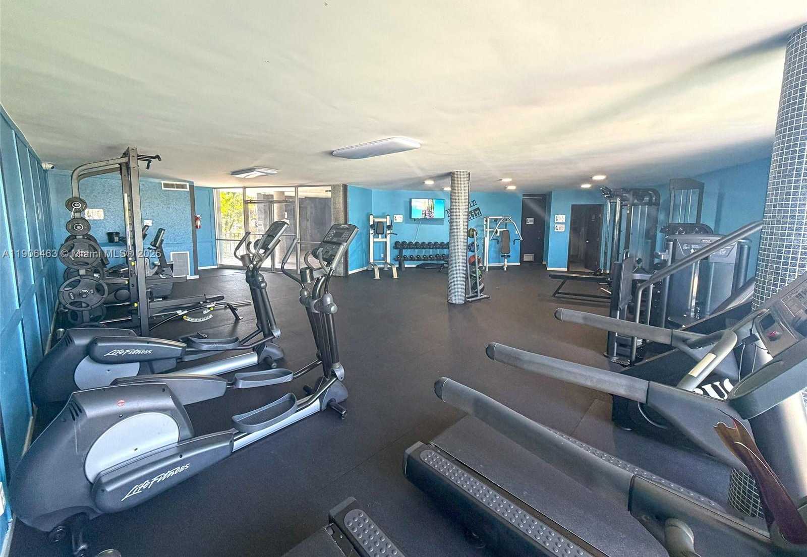 Small Image of 879 NORTH EAST 195TH ST #228, Miami Number 38