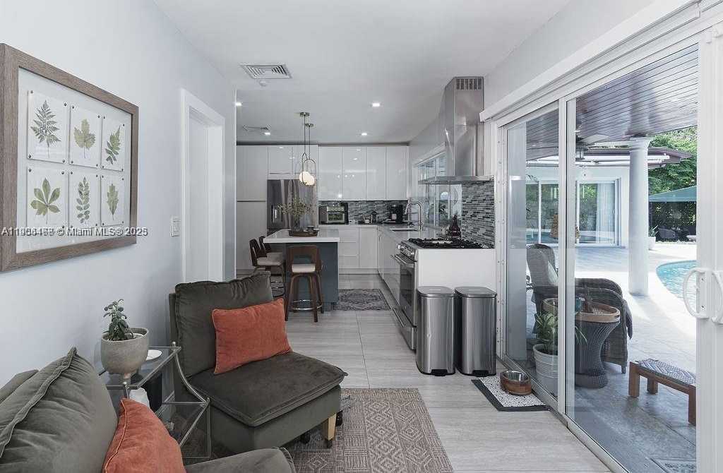 Small Image of 1110 NORTH EAST 100TH ST, Miami Shores Number 14