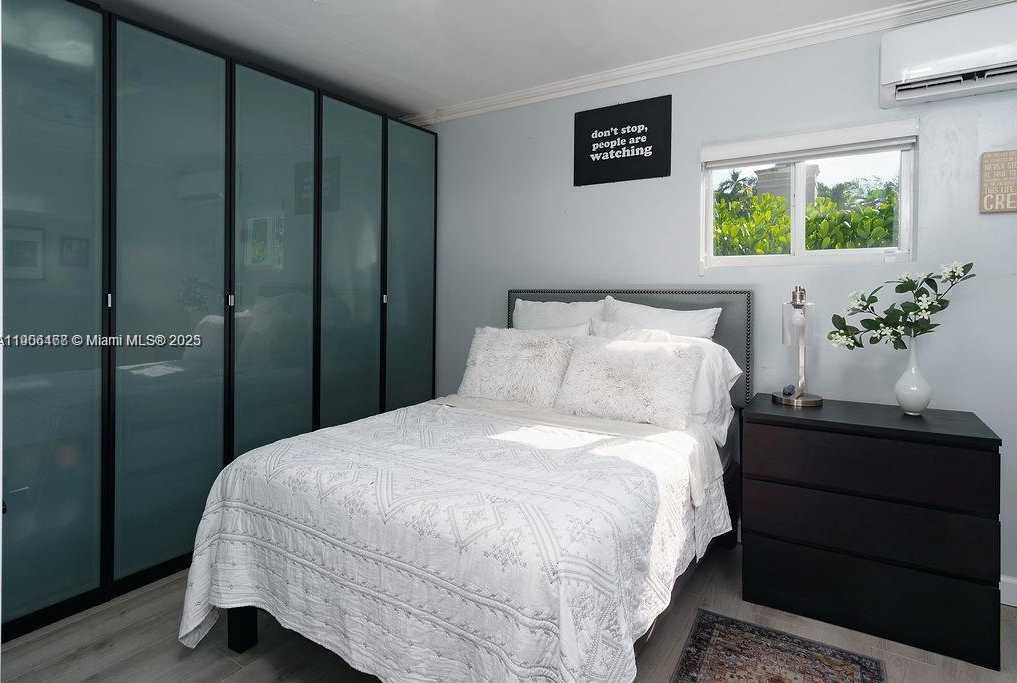 Small Image of 1110 NORTH EAST 100TH ST, Miami Shores Number 16