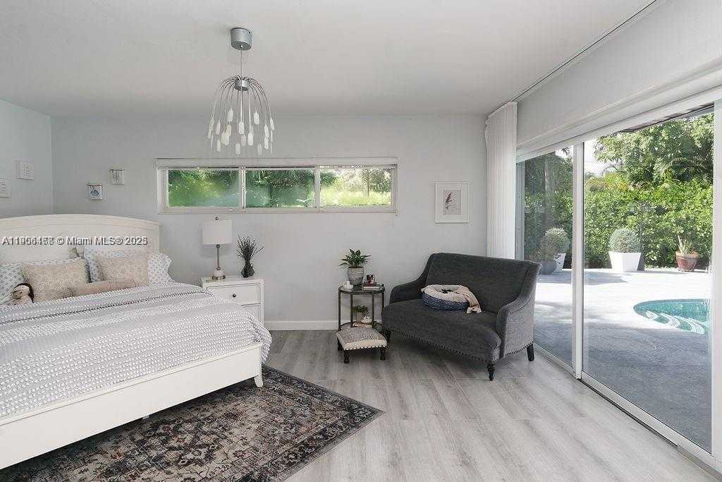 Small Image of 1110 NORTH EAST 100TH ST, Miami Shores Number 21