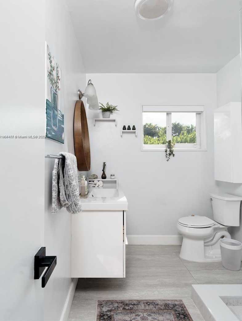 Small Image of 1110 NORTH EAST 100TH ST, Miami Shores Number 25