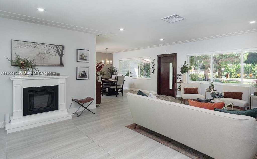 Small Image of 1110 NORTH EAST 100TH ST, Miami Shores Number 9