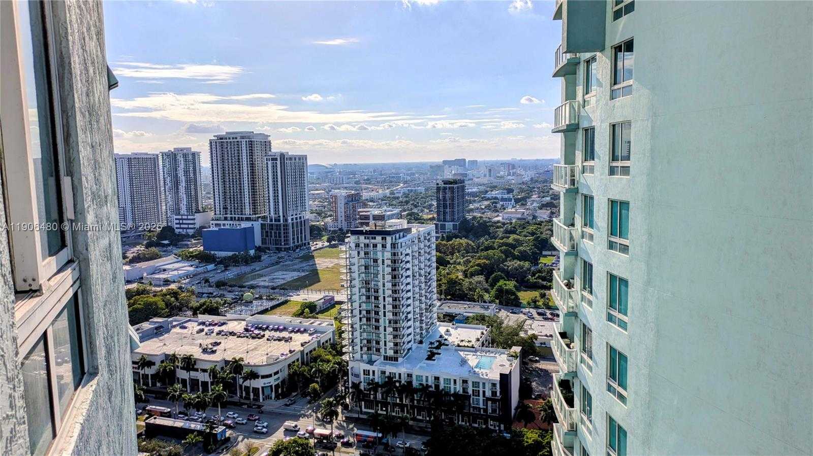 Small Image of 1900 NORTH BAYSHORE DR #3110, Miami Number 2