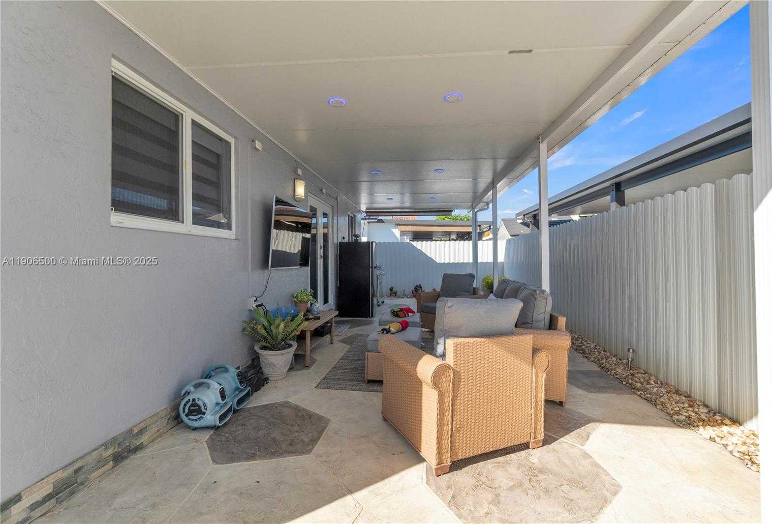 Small Image of 3145 WEST 71ST PL #3145, Hialeah Number 40