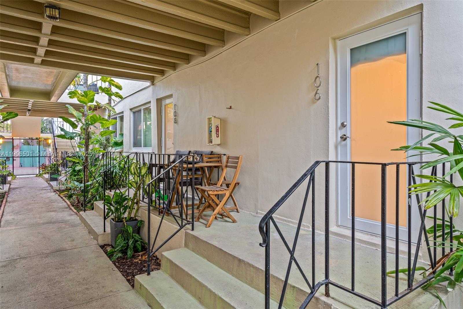 Small Image of 900 MERIDIAN AVE #106, Miami Beach Number 1