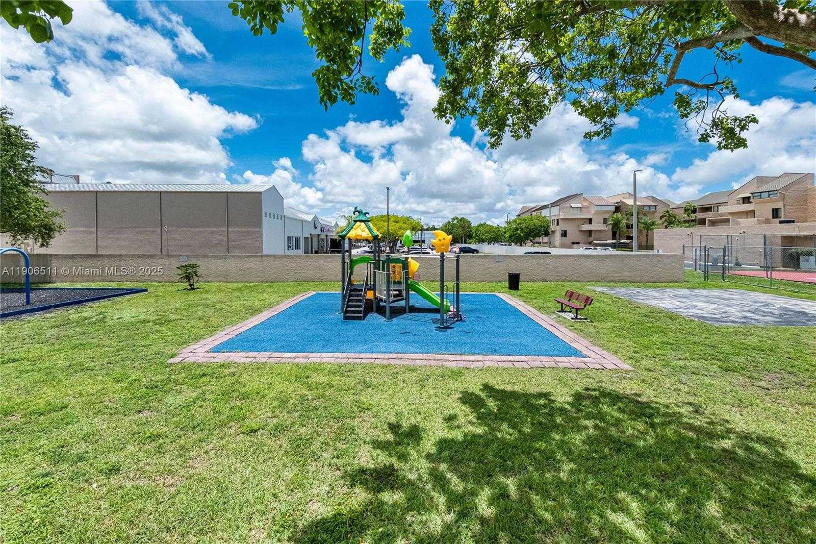 Small Image of 10700 SOUTH WEST 108TH AVE #C316, Miami Number 21