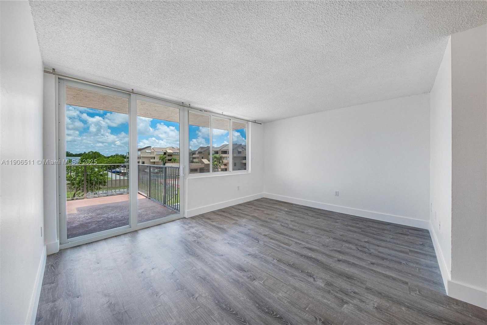 Small Image of 10700 SOUTH WEST 108TH AVE #C316, Miami Number 8