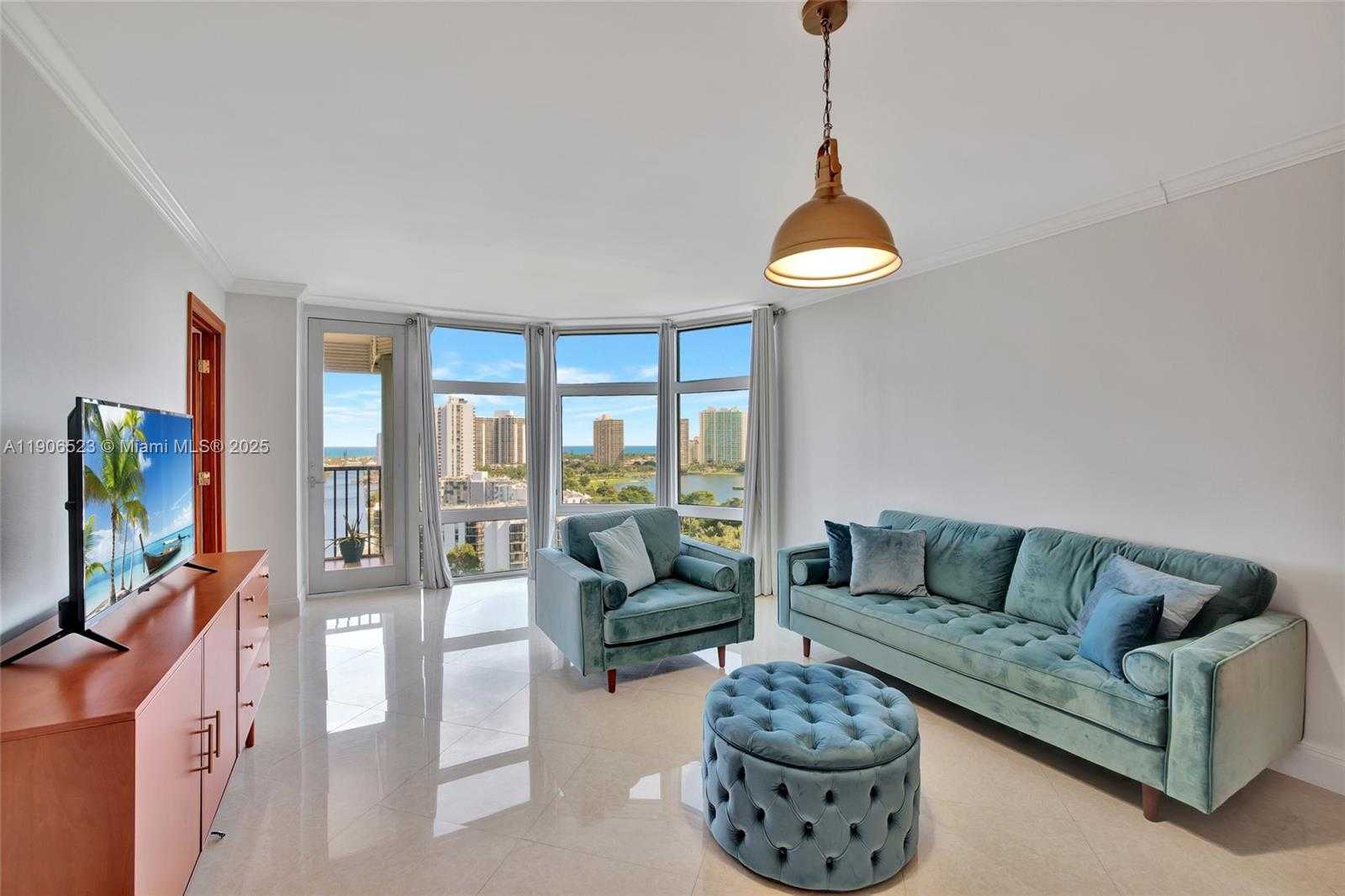 Small Image of 3375 NORTH COUNTRY CLUB DR #1603, Aventura Number 7