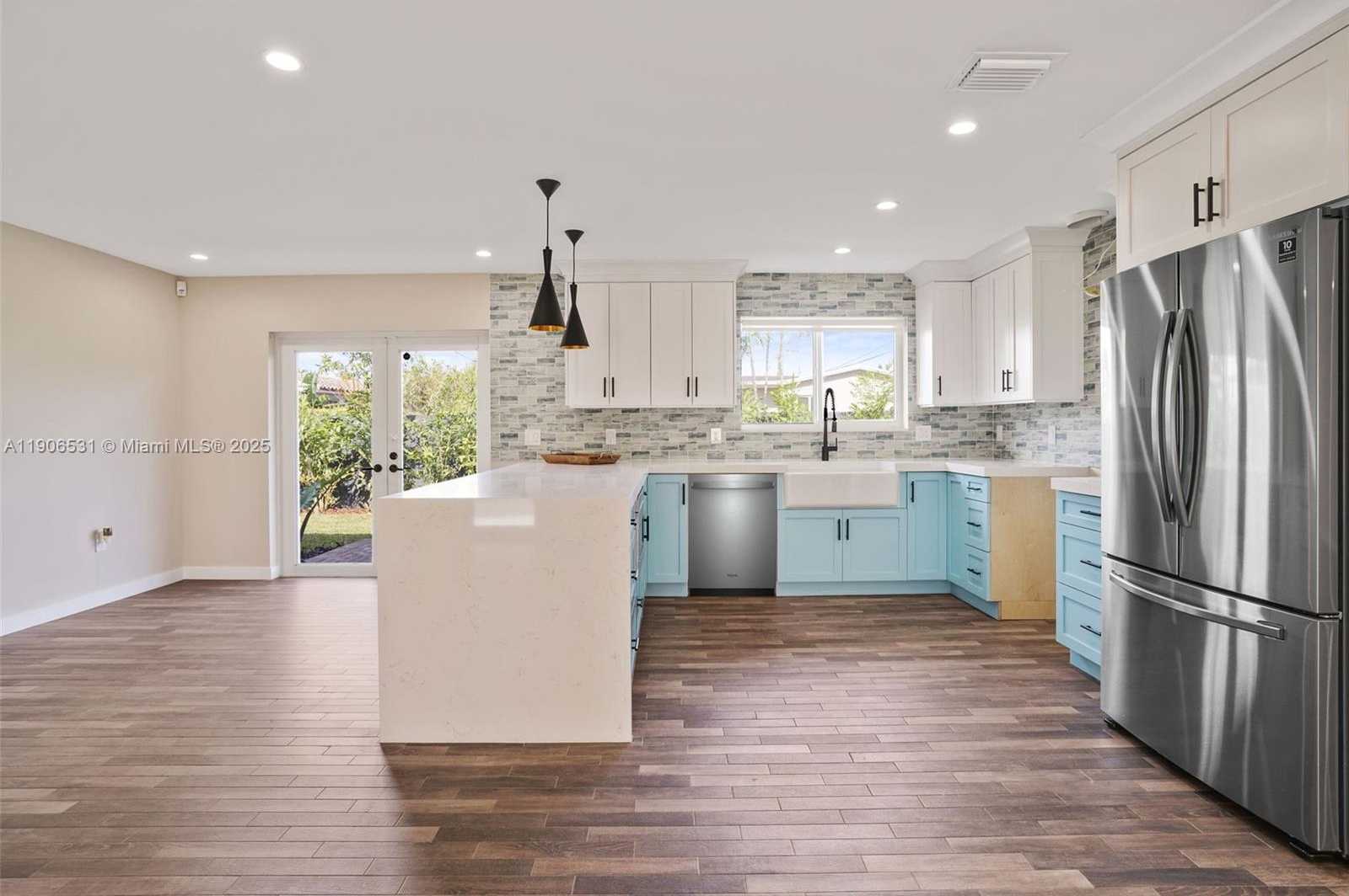 Small Image of 6701 SOUTH WEST 49TH TER, Miami Number 9