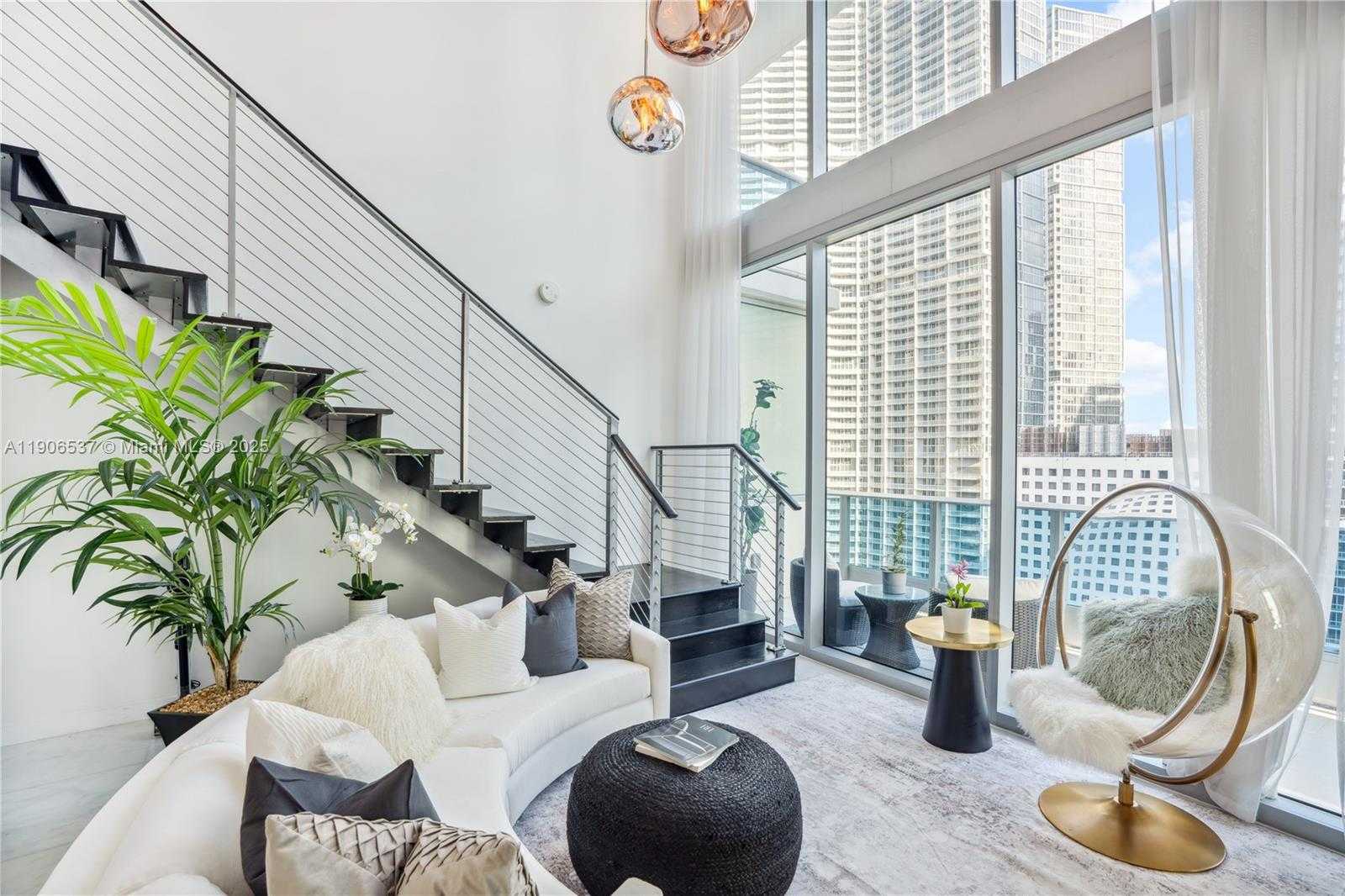 Small Image of 200 BISCAYNE BOULEVARD WAY #1403, Miami Number 14