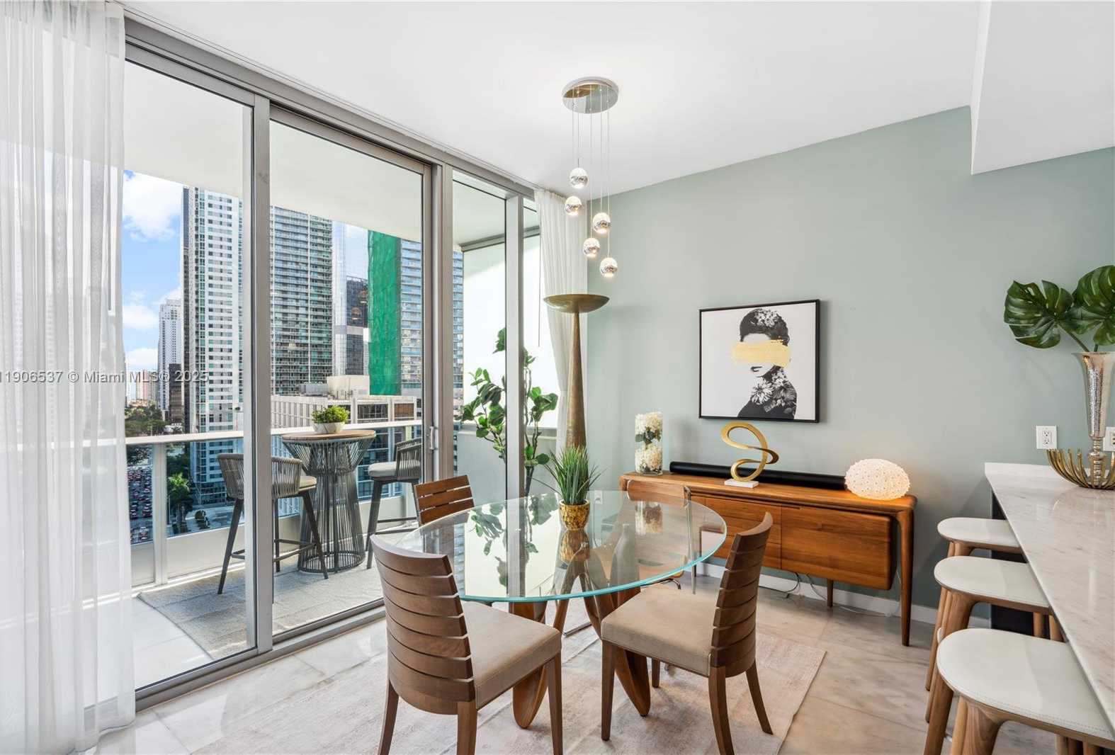 Small Image of 200 BISCAYNE BOULEVARD WAY #1403, Miami Number 15