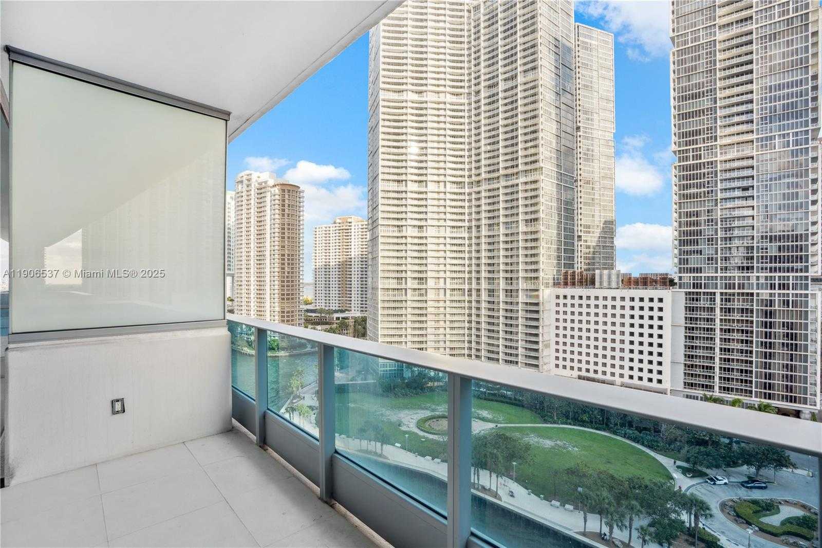 Small Image of 200 BISCAYNE BOULEVARD WAY #1403, Miami Number 24