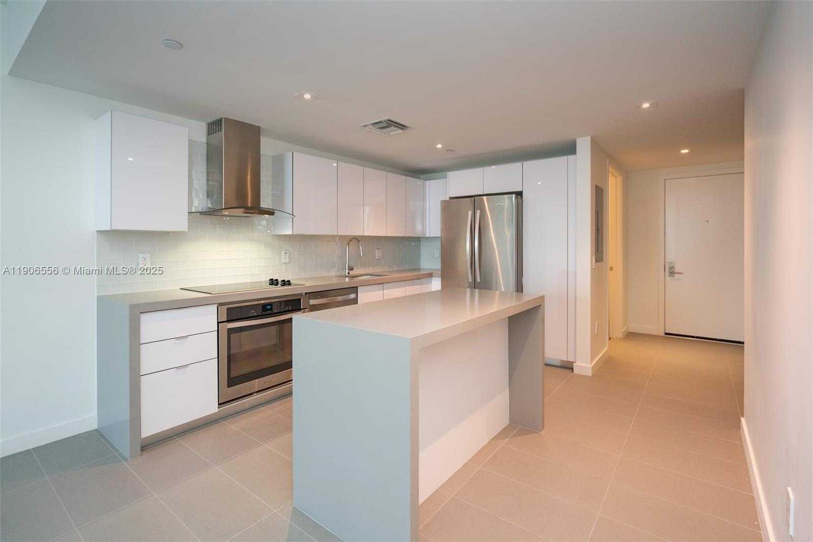 Small Image of 1600 NORTH EAST 1ST AVE #1001, Miami Number 3