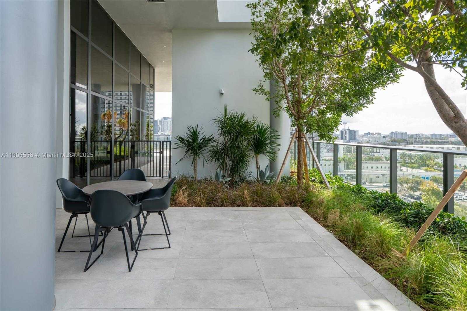 Small Image of 1600 NORTH EAST 1ST AVE #1001, Miami Number 31