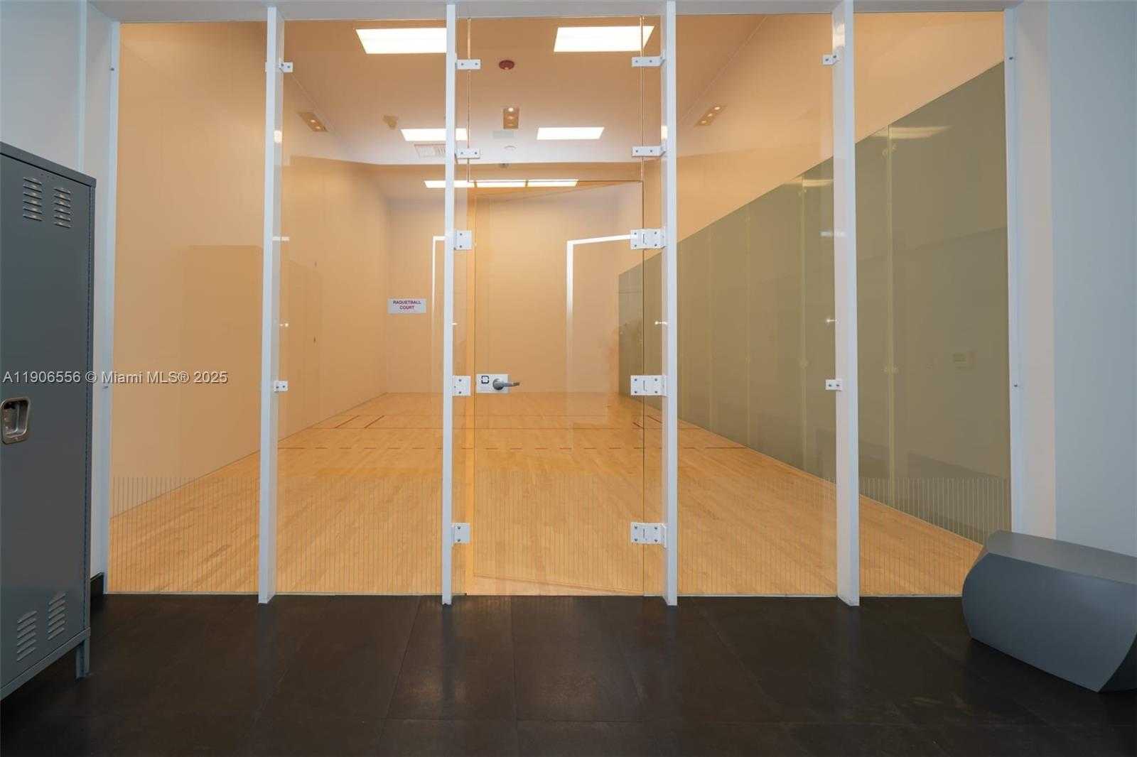 Small Image of 1600 NORTH EAST 1ST AVE #1001, Miami Number 35