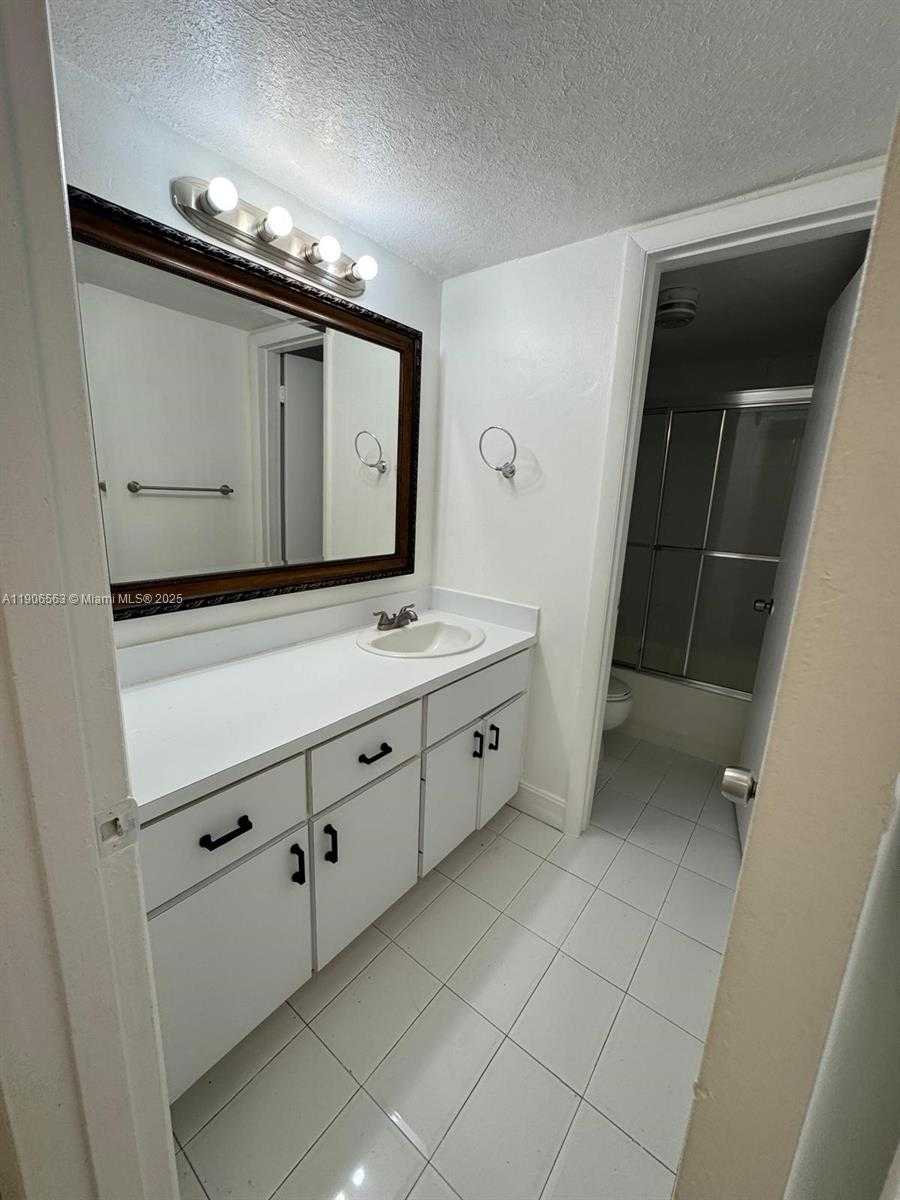 Small Image of 1910 WEST 56TH ST #3320, Hialeah Number 14