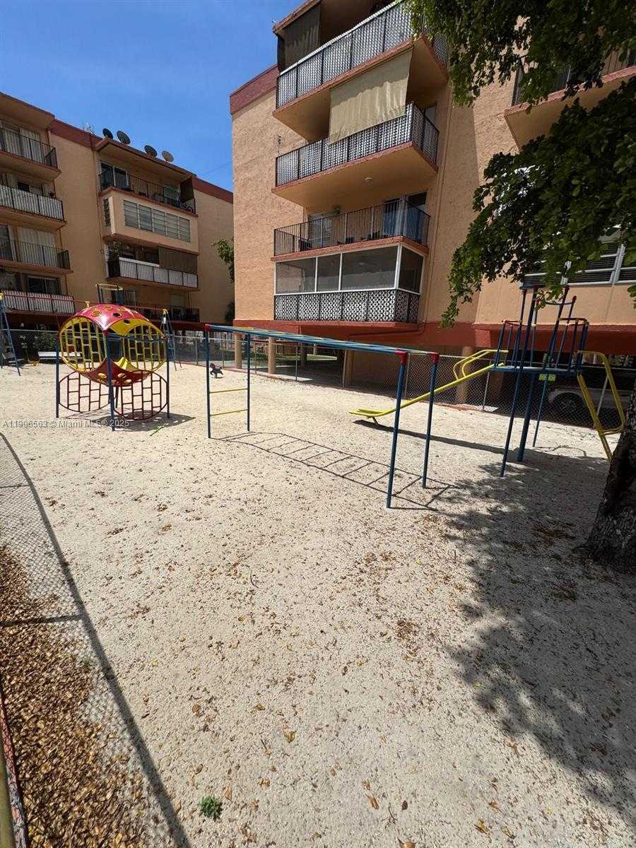 Small Image of 1910 WEST 56TH ST #3320, Hialeah Number 19