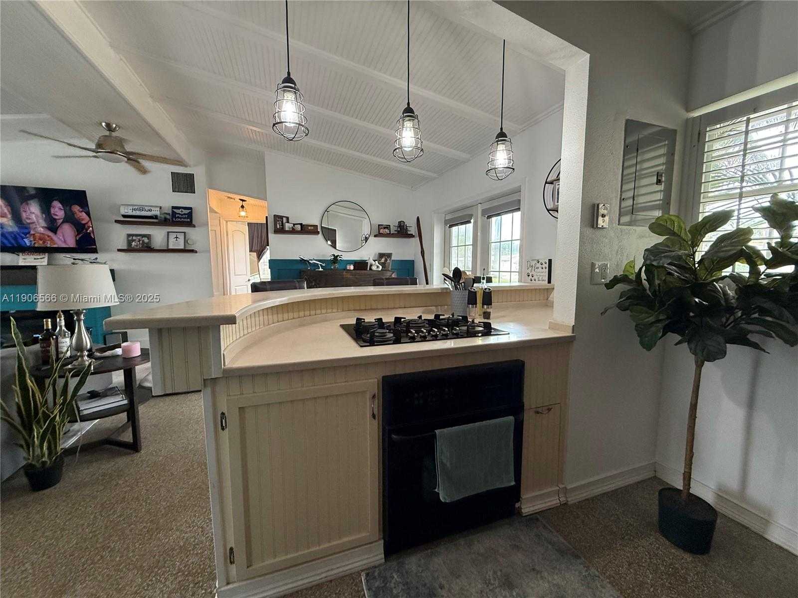 Small Image of 2524 KEY LARGO LN, Fort Lauderdale Number 12