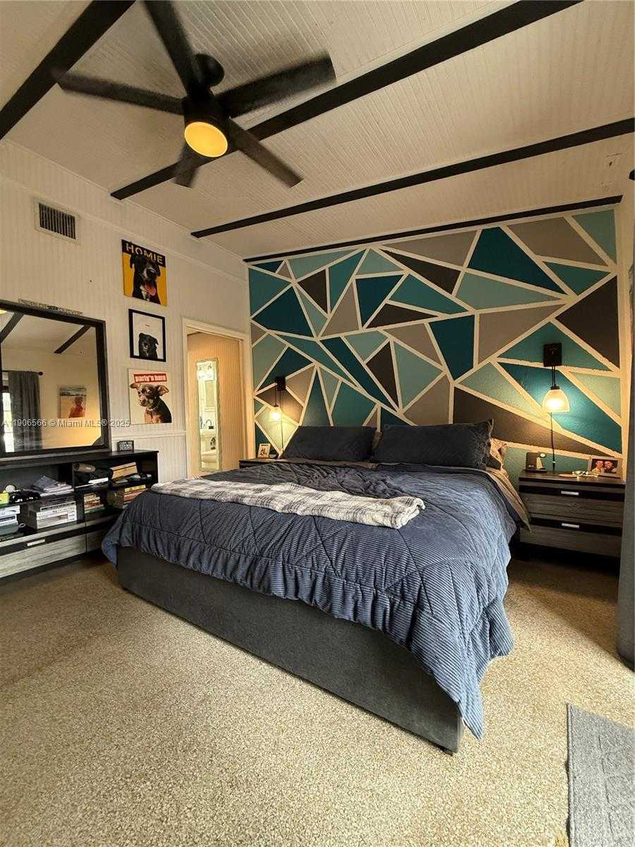 Small Image of 2524 KEY LARGO LN, Fort Lauderdale Number 18