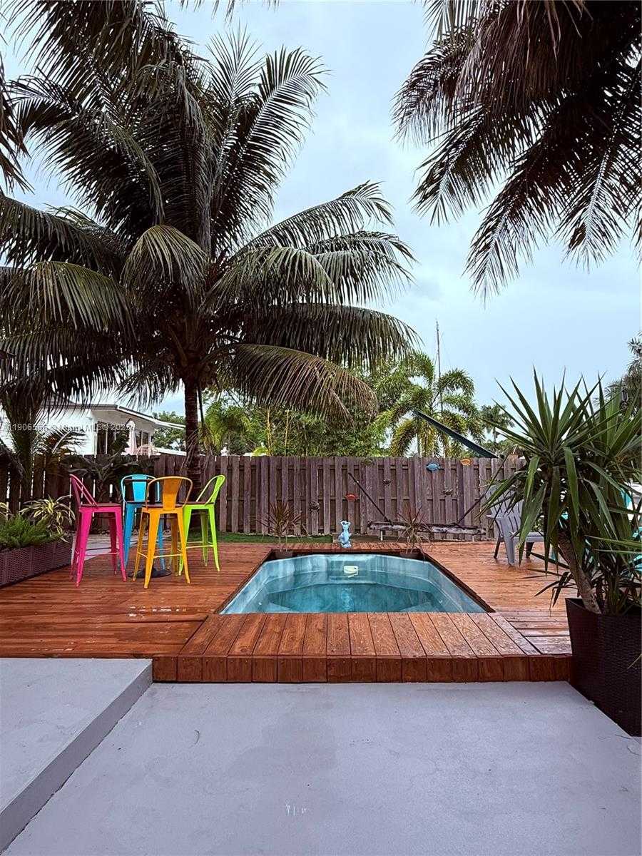 Small Image of 2524 KEY LARGO LN, Fort Lauderdale Number 24