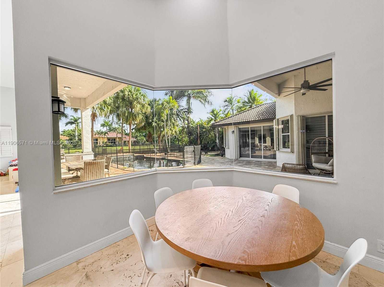 Small Image of 2514 POINCIANA DR, Weston Number 21