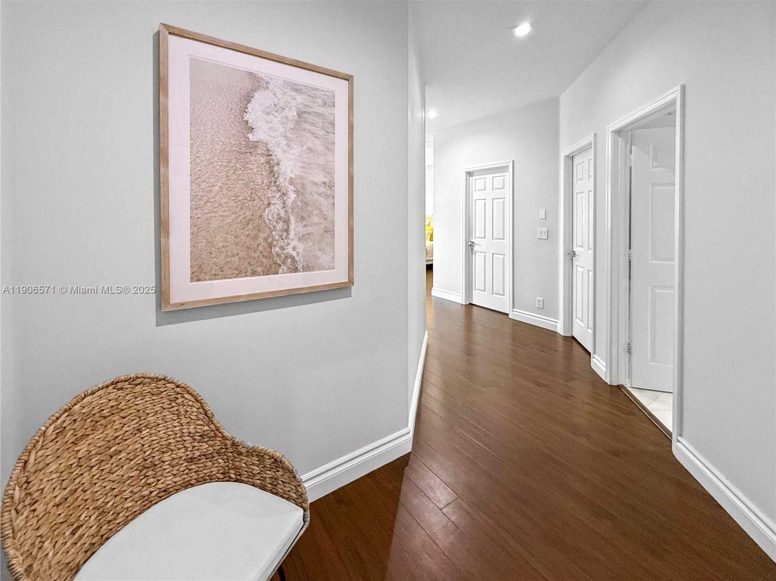 Small Image of 2514 POINCIANA DR, Weston Number 25