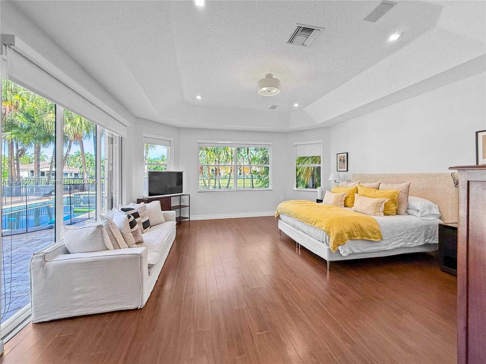 Small Image of 2514 POINCIANA DR, Weston Number 26