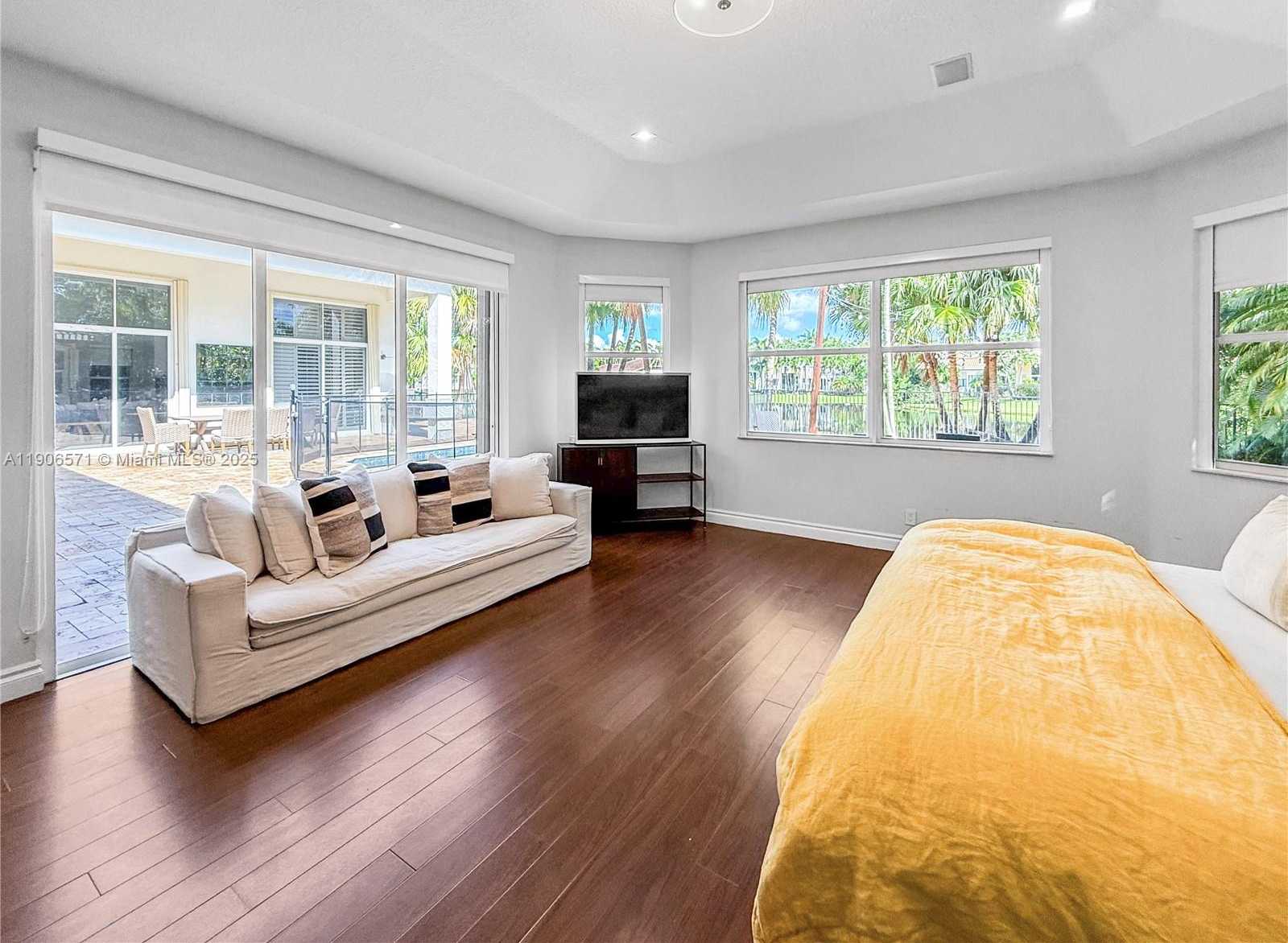 Small Image of 2514 POINCIANA DR, Weston Number 28