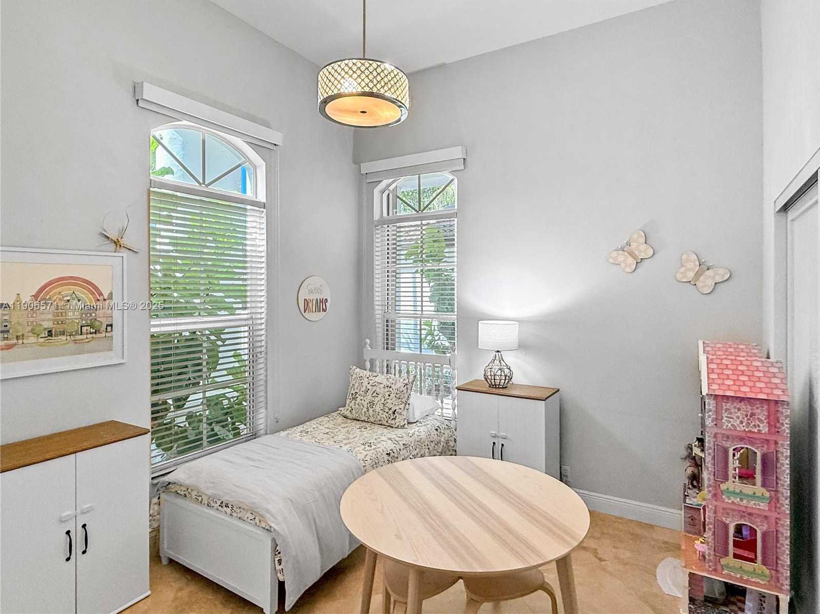 Small Image of 2514 POINCIANA DR, Weston Number 37