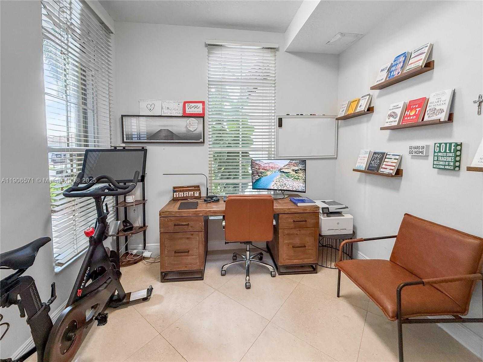 Small Image of 2514 POINCIANA DR, Weston Number 48