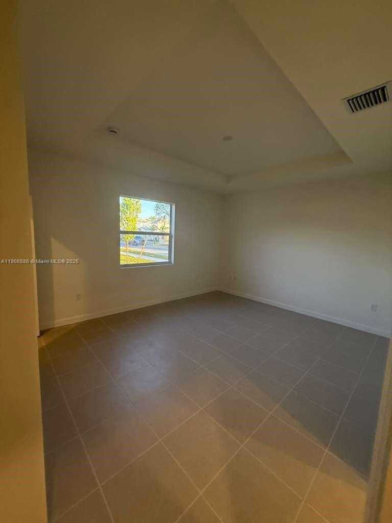 Small Image of 16202 SOUTH WEST 147, Miami Number 11