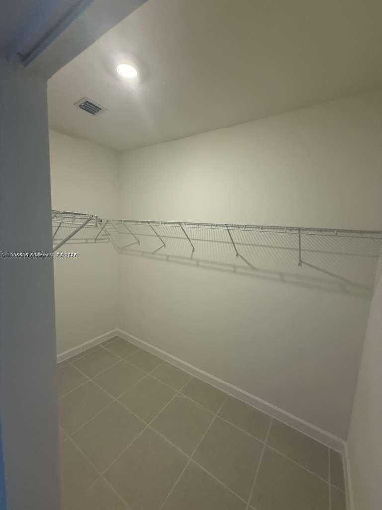 Small Image of 16202 SOUTH WEST 147, Miami Number 8