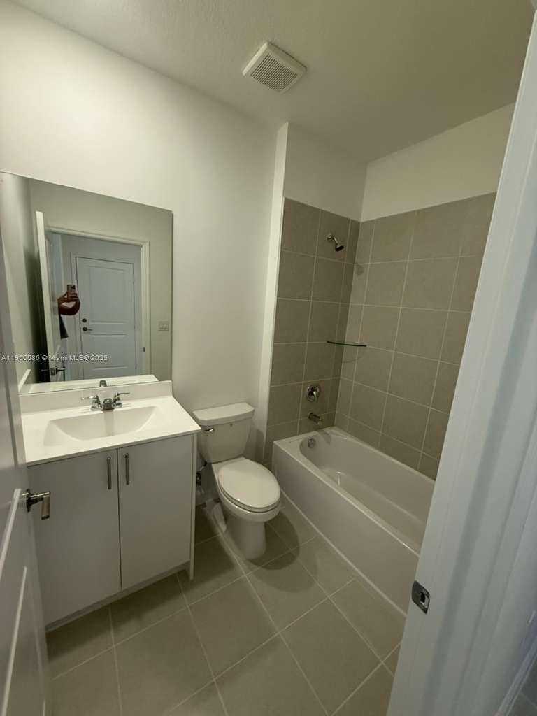 Small Image of 16202 SOUTH WEST 147, Miami Number 9