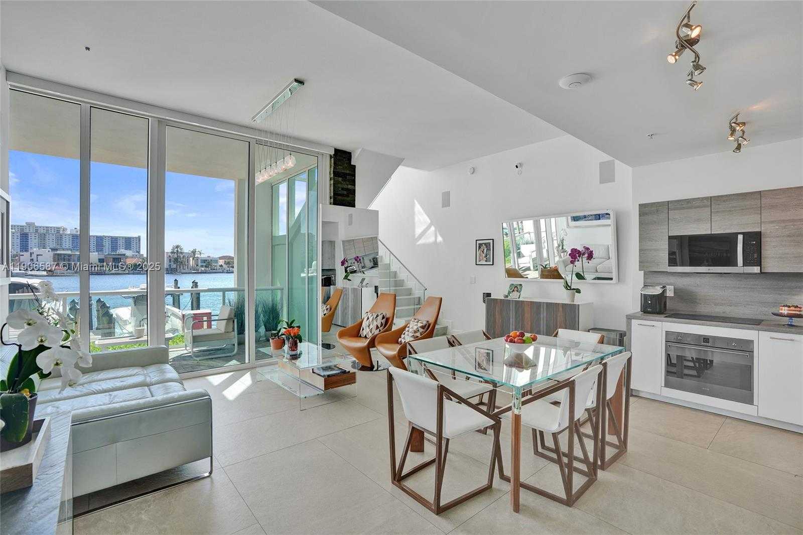 Small Image of 400 SUNNY ISLES BLVD #116, Sunny Isles Beach Number 3