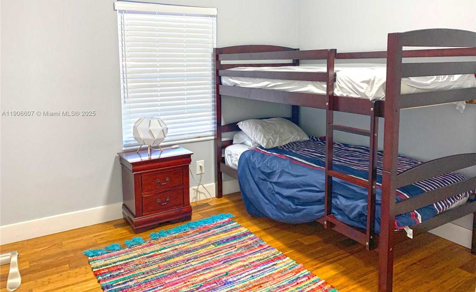 Small Image of 324 NORTH WEST 52ND ST, Miami Number 16