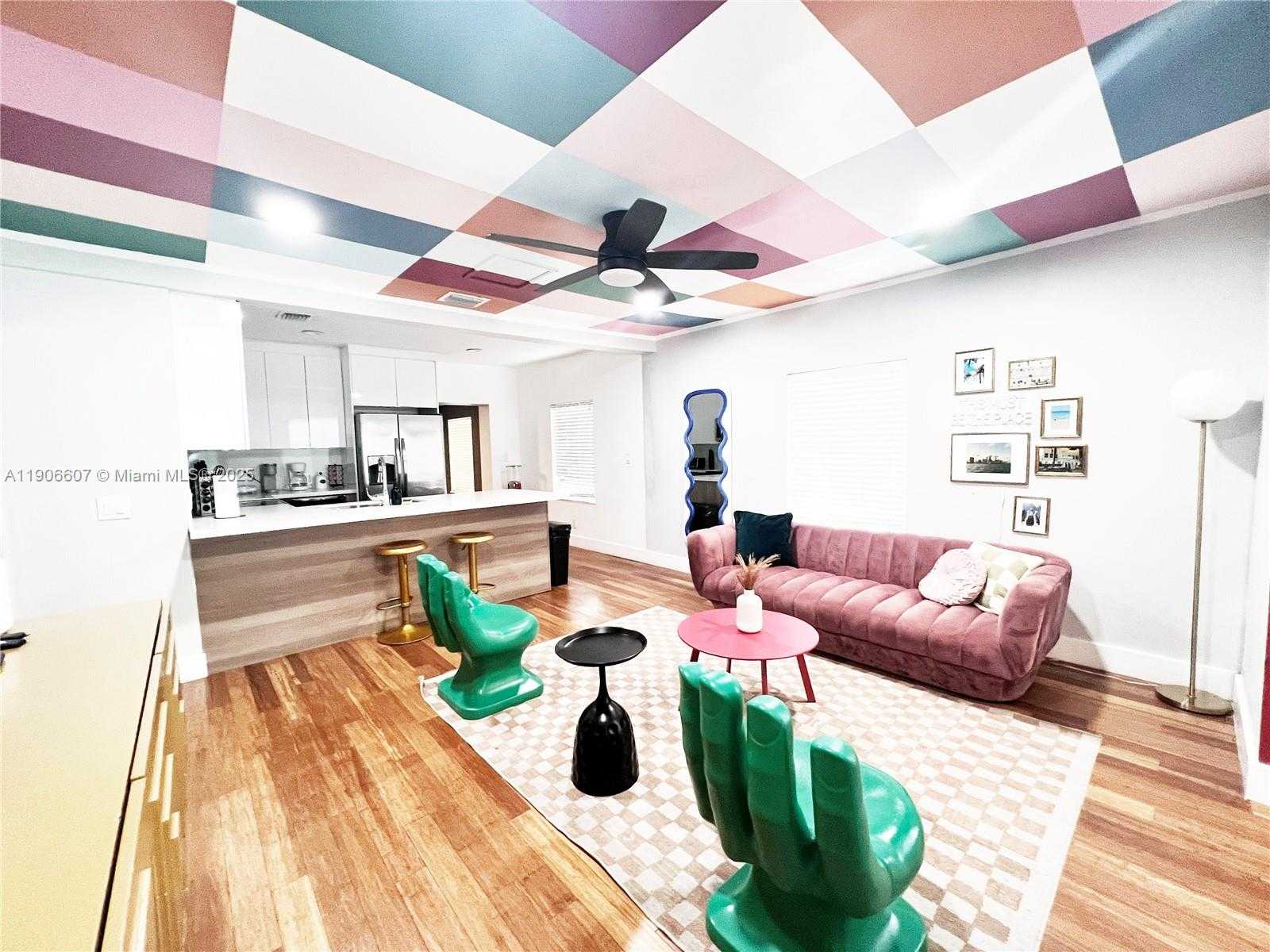 Small Image of 324 NORTH WEST 52ND ST, Miami Number 2