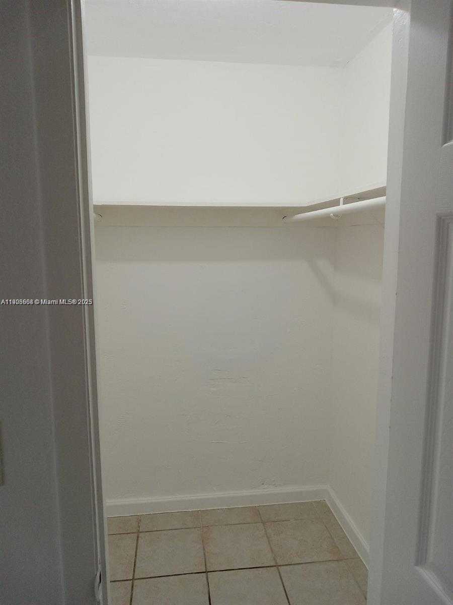 Small Image of 1330 WEST 54TH ST #109C, Hialeah Number 15