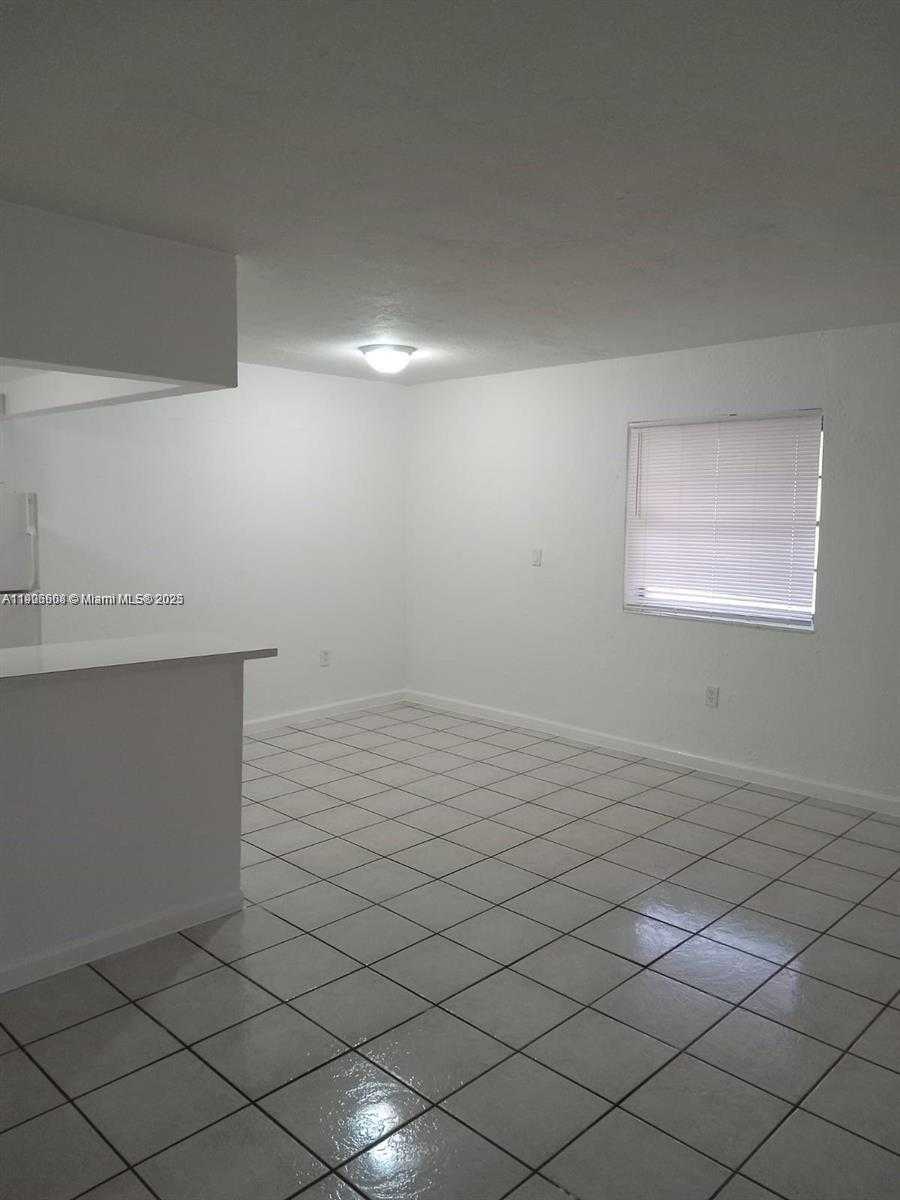 Small Image of 1330 WEST 54TH ST #109C, Hialeah Number 21