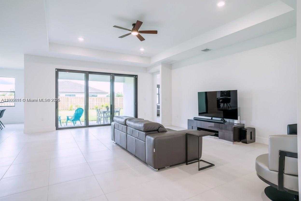 Small Image of 30707 SOUTH WEST 193RD AVE #1, Homestead Number 10