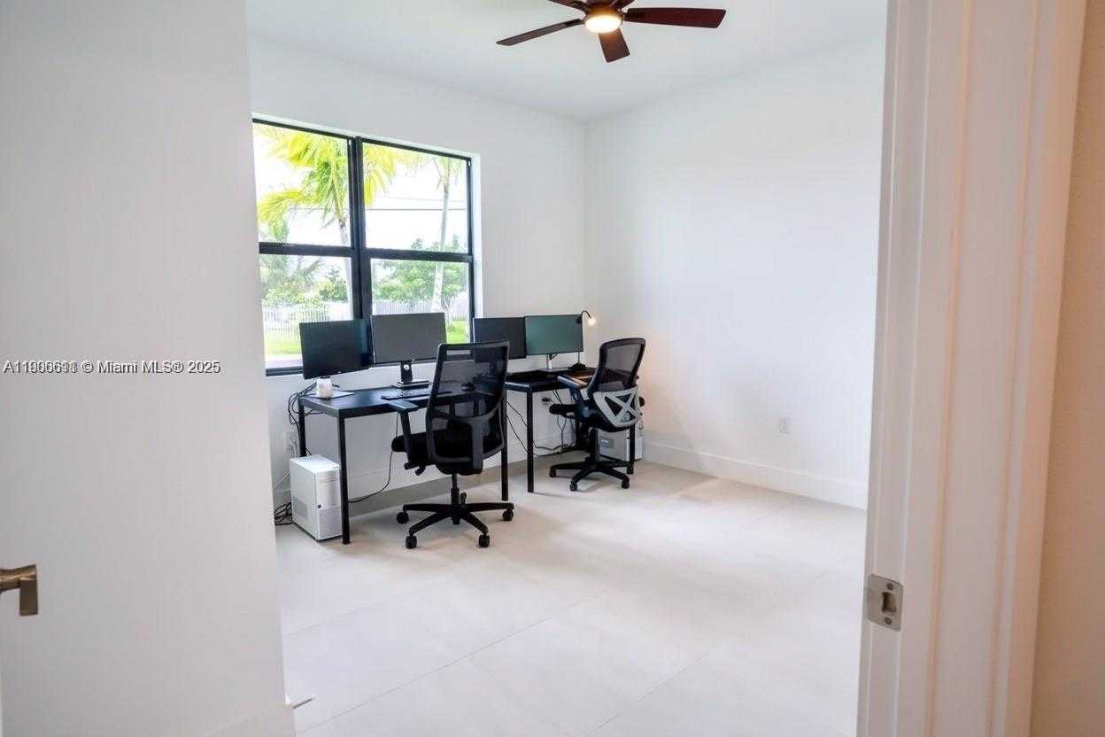 Small Image of 30707 SOUTH WEST 193RD AVE #1, Homestead Number 13