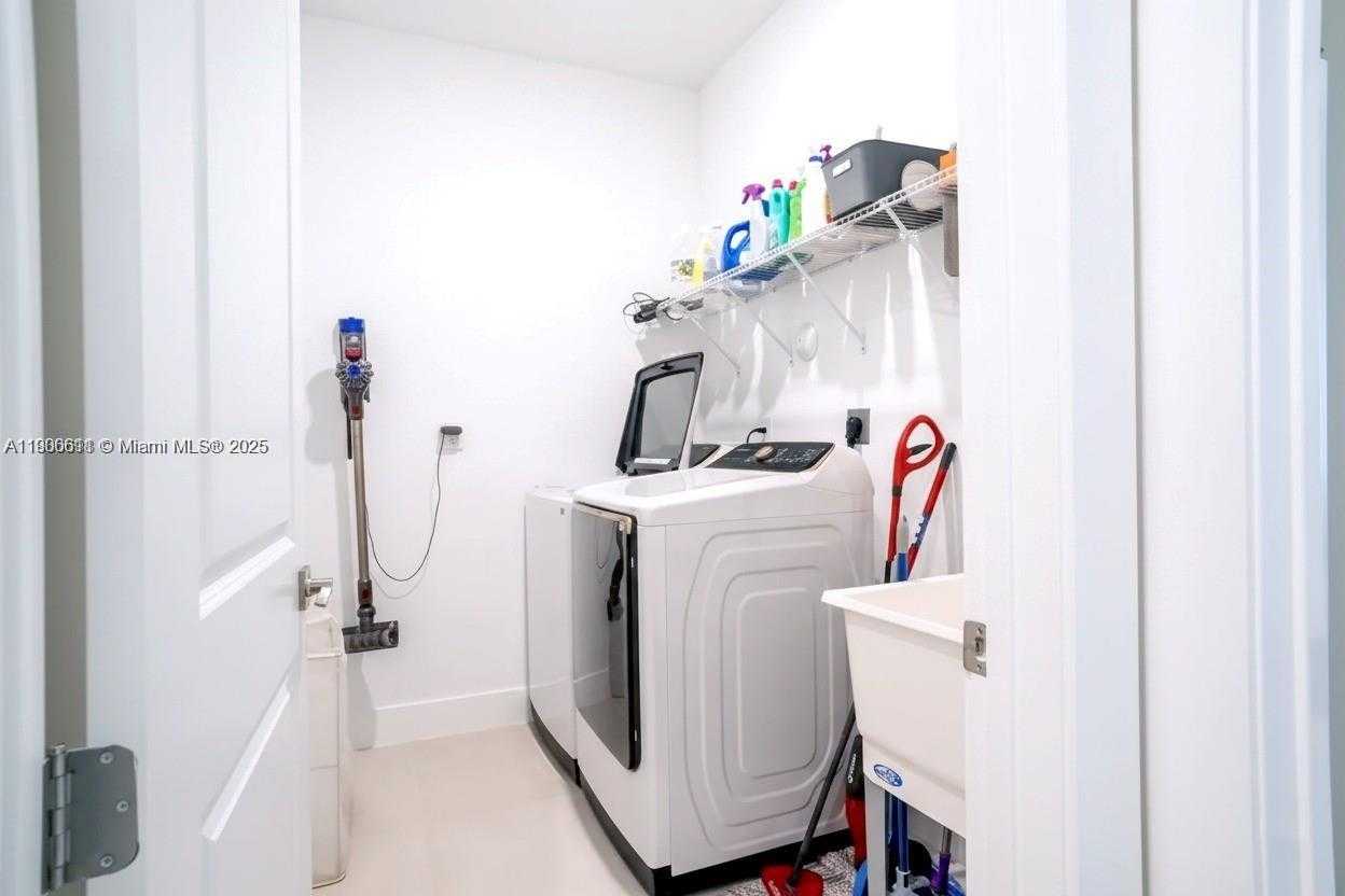 Small Image of 30707 SOUTH WEST 193RD AVE #1, Homestead Number 19